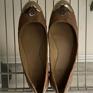 Nude Tory Burch Flats
